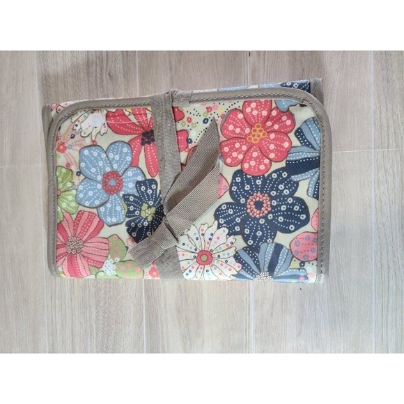 Thirty-One Floral Journal Folder – Organizer Case with Strap, Multicolor Flowers - Picture 6 of 7